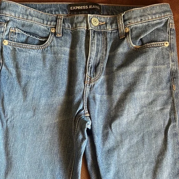 Express Girlfriend Step-Up Jeans - Picture 5 of 16